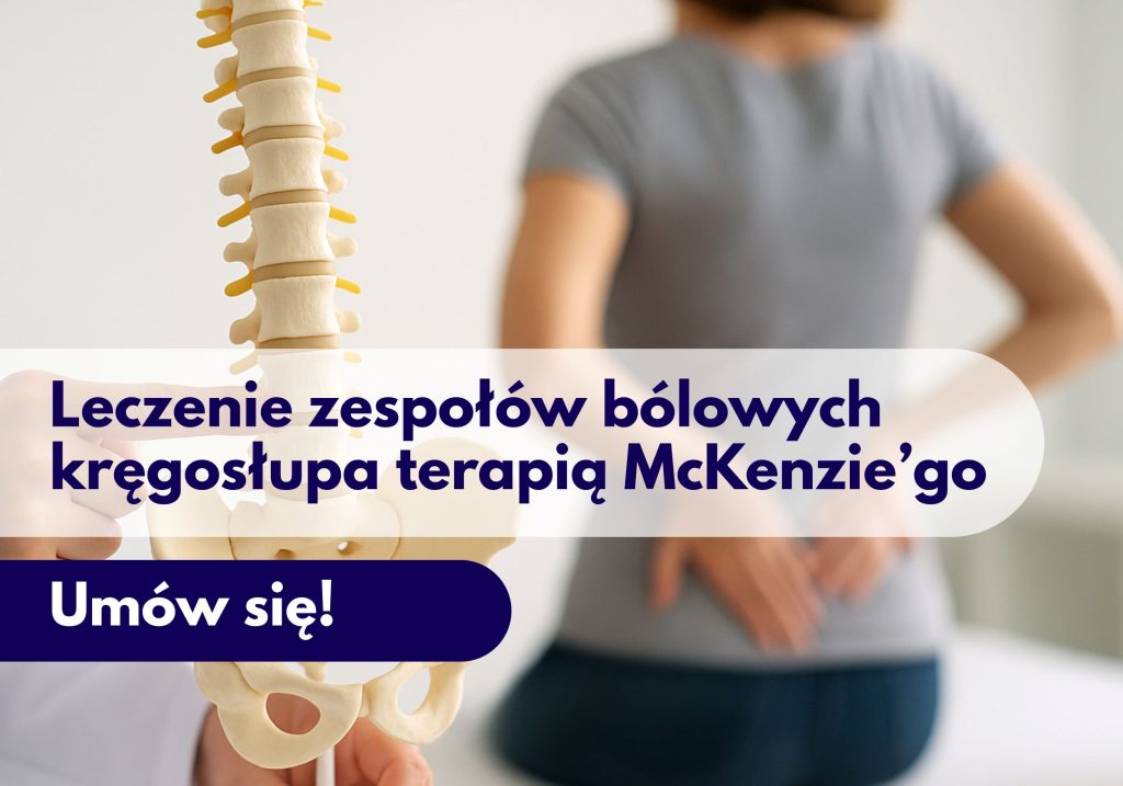 Model narządu kręgosłupa i miednicy, w tle zamazana sylwetka kobiety trzymającej się za okolicę ledźwi - ilustraja dotycząca leczenia zespołów bólowych kręgosłupa terapią McKenzie'go w Centrum Medycznym neoMedica w Poznaniu.