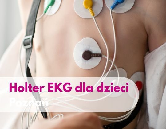 Dziecko z diodami holtera przyklejonymi do klatki piersiowej - ilustracja dotycząca badania holtera EKG dla dzieci w Centrum Medycznym neoMedica w w Poznaniu.
