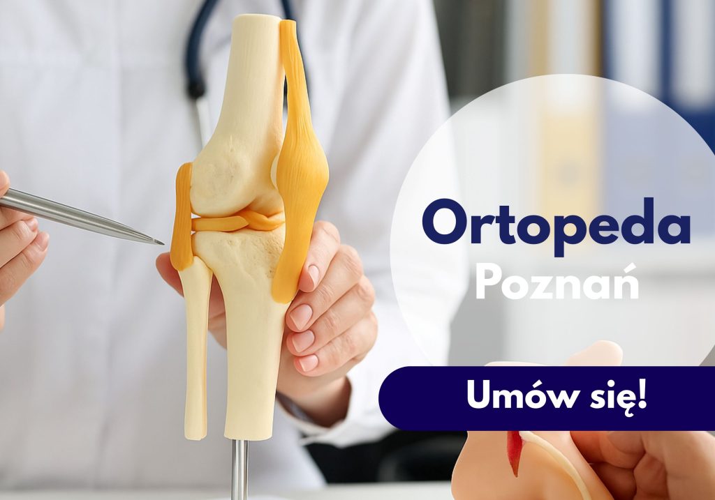 Ortopeda wskazujący na model kości kolana na konsultacji ortopedycznej w Centrum Medycznym neoMedica w Poznaniu.